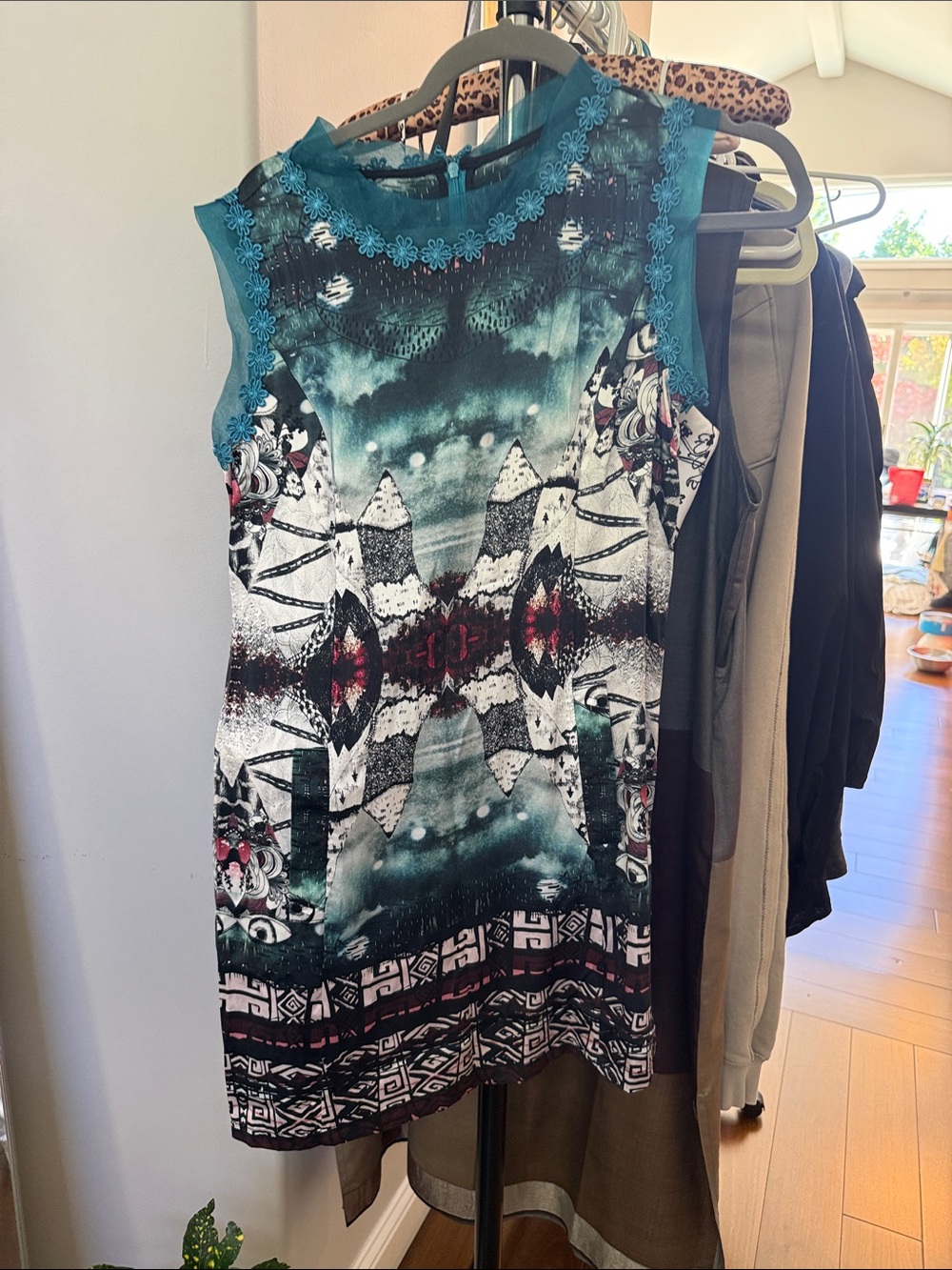 Desigual Teal, Black & White Printed Sleeveless Shift Dress 100% silk